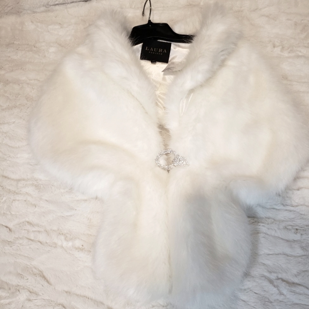 Laura petite S/M faux fur stole